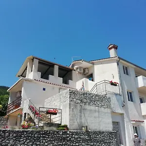 https://apartments-hatic.in-istria.net